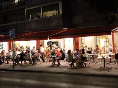 Bubari Camarena 84 — Restaurante en Madrid